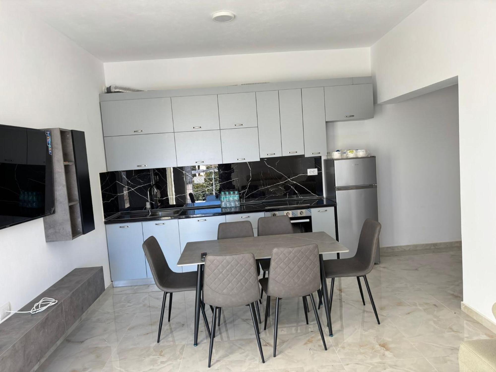Pamja Apartament *