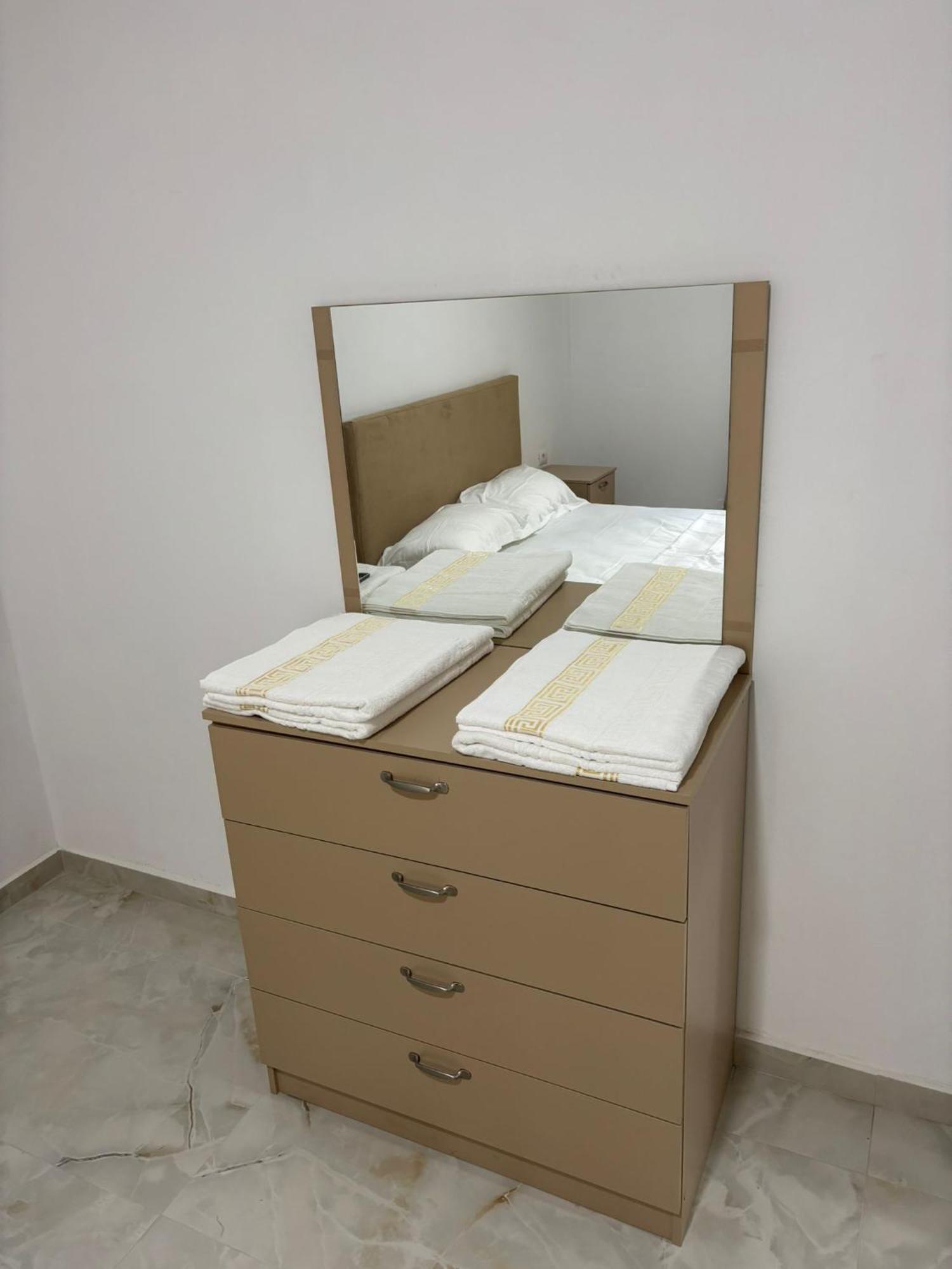 Apartament Pamja *
